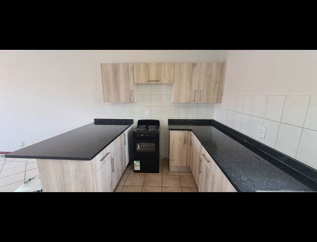 2 BEDROOM APARTMENT FOR SALE IN VORNA VALLEY